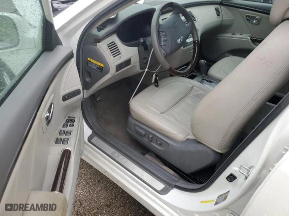 2011 Hyundai Azera Limited with VIN KMHFC4DF0BA544501, listed as a Copart auction lot 75701714 with 0 mi miles and Salvage Title. Bid and sale history available at carsss.com. Image 8.