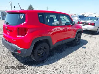 2017 Jeep Renegade Sport z VIN ZACCJBAB8HPG03001, wystawiony jako IAAI lot #42058209 z przebiegiem 80 655 mil mil oraz . Historia ofert i sprzedaży dostępna na DreamBid. Obrazek 4.