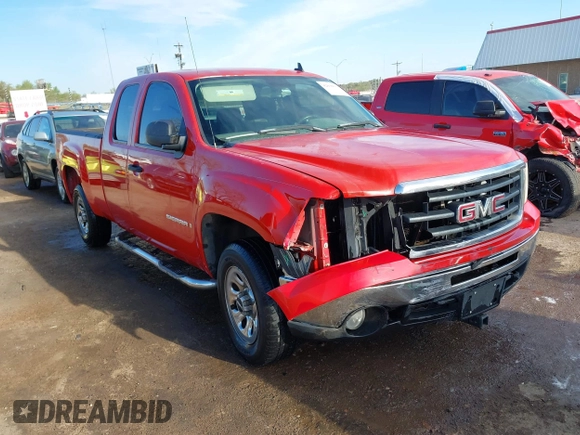 2007 GMC Sierra 1500 SLE1 with VIN 2GTEC19C671592633, listed as a IAAI auction lot 42030570 with 183,121 mi miles and . Bid and sale history available at DreamBid. Image 1.