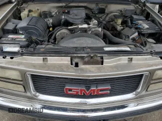 1998 GMC Yukon with VIN 1GKEK13R0WJ728697, listed as a Copart auction lot 45138855 with 283,616 mi miles and Salvage Title. Bid and sale history available at carsss.com. Image 12.