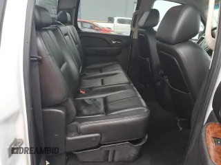2009 Chevrolet Silverado 3500HD DRW LTZ with VIN 1GCJK93639F161228, listed as a Copart auction lot 52808365 with 141,737 mi miles and Clean Title. Bid and sale history available at carsss.com. Image 10.