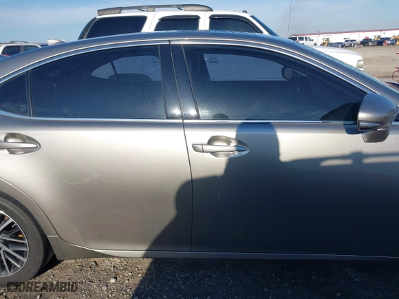 2016 Lexus ES 350 with VIN 58ABK1GG6GU033099, listed as a IAAI auction lot 41792779 with 143,306 mi miles. Bid and sale history available at carsss.com. Image 14.