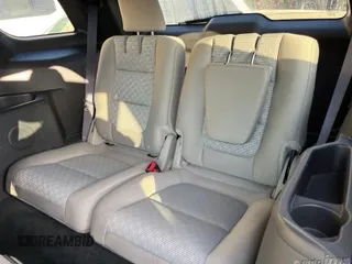 2013 Ford Explorer XLT with VIN 1FM5K7D87DGB51094, listed as a IAAI auction lot 41950644 with 200,040 mi miles. Bid and sale history available at carsss.com. Image 1.