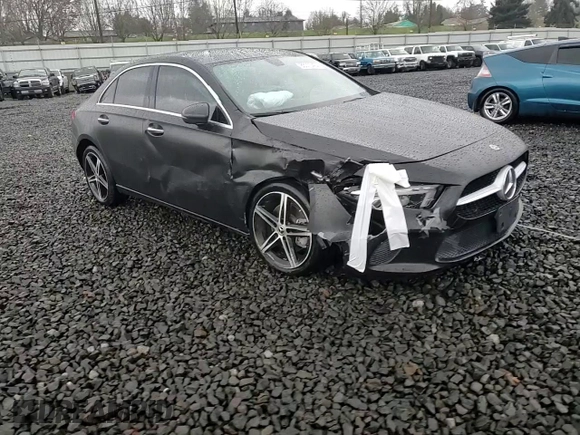 2022 Mercedes-Benz A 220 with VIN W1K3G4FB1NJ367943, listed as a Copart auction lot 85070424 with 15,922 mi miles and Salvage title. Bid and sale history available at DreamBid. Image 11.