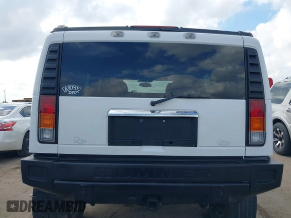 2003 Hummer H2 with VIN 5GRGN23U83H116139, listed as a IAAI auction lot 41495435 with Not Provided miles. Bid and sale history available at carsss.com. Image 16.
