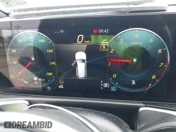 2022 Mercedes-Benz GLB 250 z VIN W1N4M4HB7NW173675, wystawiony jako IAAI lot #41744858 z przebiegiem 20 909 mil mil oraz . Historia ofert i sprzedaży dostępna na DreamBid. Obrazek 7.