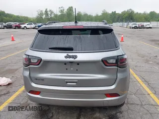 2022 Jeep Compass Limited with VIN 3C4NJDCB0NT108670, listed as a IAAI auction lot 42379451 with 42,170 mi miles and . Bid and sale history available at DreamBid. Image 16.