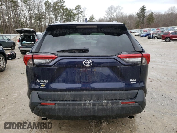 2020 Toyota RAV4 XLE with VIN 2T3P1RFV5LC086345, listed as a Copart auction lot 47277045 with 82,750 mi miles and Salvage Title. Bid and sale history available at DreamBid. Image 6.