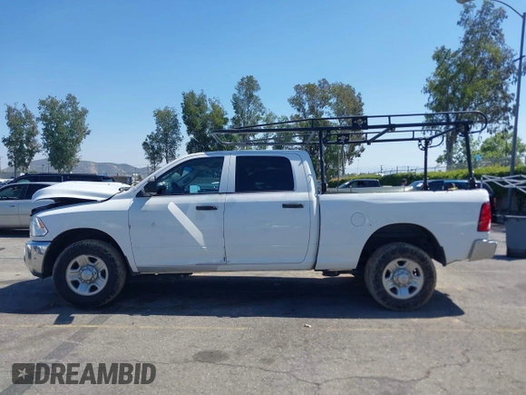 2017 Ram 2500 Tradesman with VIN 3C6UR4CJ0HG587687, listed as a IAAI auction lot 42225541 with 46,211 mi miles and . Bid and sale history available at DreamBid. Image 14.