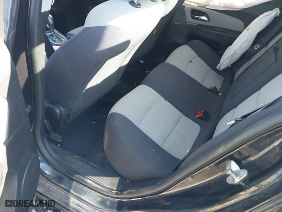 2013 Chevrolet Cruze LS with VIN 1G1PA5SH0D7240005, listed as a IAAI auction lot 41418699 with 132,556 mi miles. Bid and sale history available at carsss.com. Image 8.