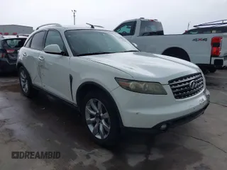 2005 Infiniti FX35 with VIN JNRAS08U25X100346, listed as a IAAI auction lot 41915612 with 175,921 mi miles. Bid and sale history available at carsss.com. Image 1.