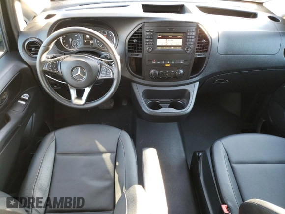 2020 Mercedes-Benz Metris with VIN W1WV0FEY7L3763633, listed as a Copart auction lot 82756324 with 35,263 mi miles and Salvage Title. Bid and sale history available at DreamBid. Image 8.