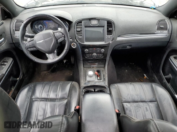 2018 Chrysler 300 S z VIN 2C3CCAGG9JH223216, wystawiony jako Copart lot #45919034 z przebiegiem 70 801 mil mil oraz Szkoda całkowita • Salvage title. Historia ofert i sprzedaży dostępna na DreamBid. Obrazek 8.