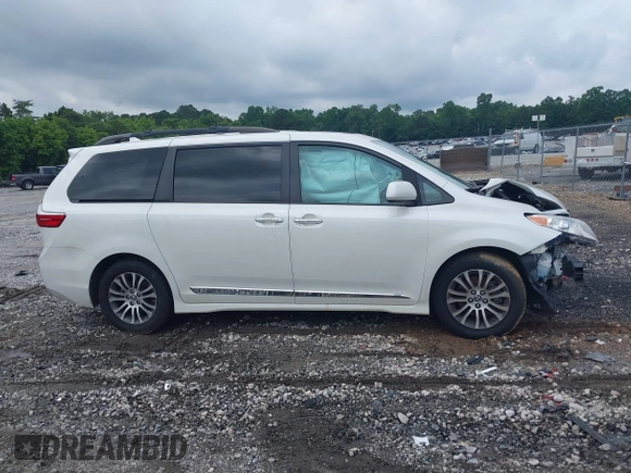 2019 Toyota Sienna XLE Auto Access Seat with VIN 5TDYZ3DC3KS970276, listed as a IAAI auction lot 42508519 with Not provided miles and . Bid and sale history available at DreamBid. Image 13.