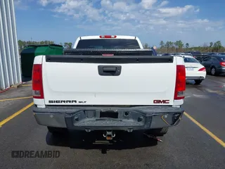 2009 GMC Sierra 1500 with VIN 1GTEC39J69Z260325, listed as a IAAI auction lot 41719022 with 207,647 mi miles and . Bid and sale history available at DreamBid. Image 16.