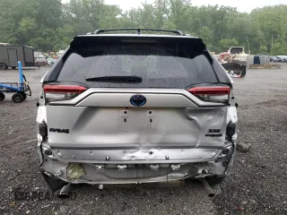 2021 Toyota RAV4 Hybrid XSE with VIN 4T3E6RFV4MU055936, listed as a Copart auction lot 60861175 with 62,922 mi miles and Salvage title. Bid and sale history available at DreamBid. Image 6.