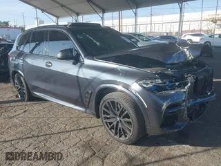 2022 BMW X5 M50i with VIN 5UXJU4C01N9J87147, listed as a IAAI auction lot 41215795 with 47,768 mi miles. Bid and sale history available at carsss.com. Image 1.
