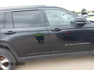 2021 Jeep Grand Cherokee Limited with VIN 1C4RJKBG2M8108265, listed as a IAAI auction lot 42099084 with 41,587 mi miles and . Bid and sale history available at DreamBid. Image 13.