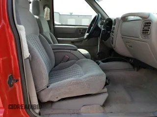 1998 Chevrolet S-10 with VIN 1GCCS14X7WK254161, listed as a Copart auction lot 55741164 with 91,705 mi miles and Salvage Title. Bid and sale history available at carsss.com. Image 10.