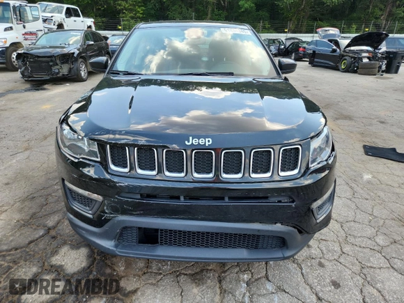 2021 Jeep Compass Sport z VIN 3C4NJCAB7MT588461, wystawiony jako Copart lot #61834045 z przebiegiem 114 732 mil mil oraz Szkoda całkowita • Salvage title. Historia ofert i sprzedaży dostępna na DreamBid. Obrazek 5.