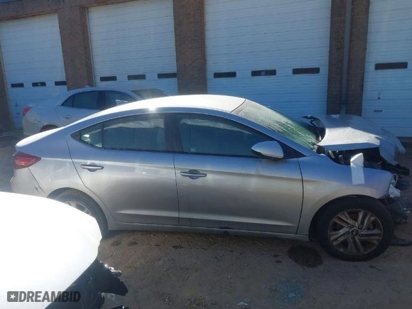 2020 Hyundai Elantra SEL with VIN 5NPD84LF9LH631628, listed as a IAAI auction lot 40649985 with 176,391 mi miles. Bid and sale history available at carsss.com. Image 13.