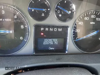2008 Cadillac Escalade with VIN 1GYEC63888R120115, listed as a IAAI auction lot 41806284 with 233,756 mi miles. Bid and sale history available at carsss.com. Image 7.