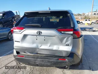 2025 Toyota RAV4 LE with VIN 2T3K1RFV3SW372394, listed as a IAAI auction lot 41616009 with 739 mi miles. Bid and sale history available at carsss.com. Image 16.