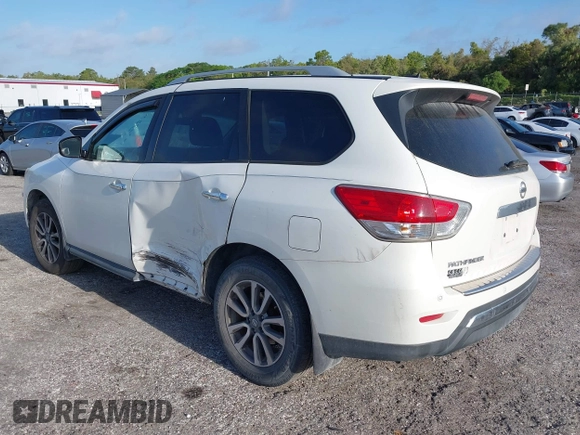 2013 Nissan Pathfinder SV with VIN 5N1AR2MNXDC646674, listed as a IAAI auction lot 41958586 with 238,257 mi miles. Bid and sale history available at carsss.com. Image 3.