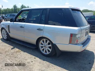 2004 Land Rover Range Rover HSE with VIN SALME11424A167737, listed as a IAAI auction lot 42720331 with 145,422 mi miles and . Bid and sale history available at DreamBid. Image 3.