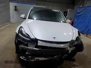 2024 Tesla Model Y Long Range с VIN 7SAYGDEE8RA266519, выставлен на аукционе Copart как лот 60899095 с пробегом Не указан миль и Списание • Salvage title. История ставок и продаж доступна на DreamBid. Изображение 5.
