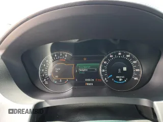 2016 Ford Explorer Platinum z VIN 1FM5K8HT8GGD13257, wystawiony jako Copart lot #64598475 z przebiegiem 95 499 mil mil oraz Szkoda całkowita • Salvage title. Historia ofert i sprzedaży dostępna na DreamBid. Obrazek 9.