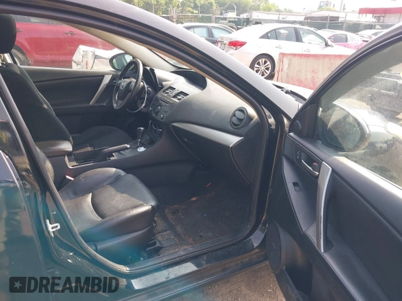 2012 Mazda 3 i Grand Touring с VIN JM1BL1M82C1635757, выставлен на аукционе IAAI как лот 42482177 с пробегом 405 358 миль миль и . История ставок и продаж доступна на DreamBid. Изображение 5.