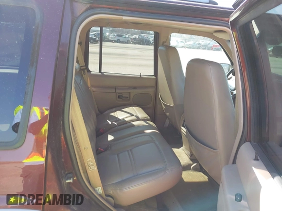 1999 Ford Explorer XLT z VIN 1FMZU35P9XZB88909, wystawiony jako IAAI lot #41759221 z przebiegiem 238 840 mil mil oraz . Historia ofert i sprzedaży dostępna na DreamBid. Obrazek 8.