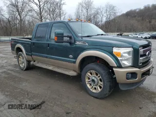2011 Ford F-350 XL z VIN 1FT8W3BT2BEB37201, wystawiony jako Copart lot #49392455 z przebiegiem 121 538 mil mil oraz Szkoda całkowita • Salvage title. Historia ofert i sprzedaży dostępna na DreamBid. Obrazek 4.