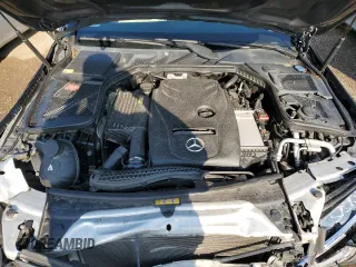2015 Mercedes-Benz C 300 Luxury z VIN 55SWF4KB3FU018984, wystawiony jako Copart lot #62486905 z przebiegiem Nie podano mil oraz Szkoda całkowita • Salvage title. Historia ofert i sprzedaży dostępna na DreamBid. Obrazek 11.