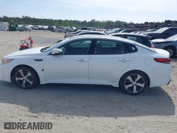 2016 Kia Optima SX Turbo с VIN 5XXGW4L25GG010677, выставлен на аукционе IAAI как лот 42081043 с пробегом 167 201 миль миль и . История ставок и продаж доступна на DreamBid. Изображение 14.