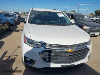 2019 Chevrolet Traverse LT Leather with VIN 1GNERHKW2KJ235242, listed as a IAAI auction lot 40596424 with 97,979 mi miles. Bid and sale history available at carsss.com. Image 13.