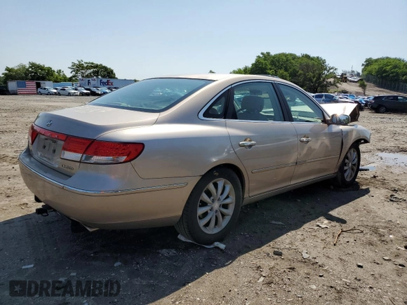 2006 Hyundai Azera SE with VIN KMHFC46F46A034316, listed as a Copart auction lot 61857655 with 203,011 mi miles and Salvage title. Bid and sale history available at DreamBid. Image 3.