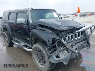 2006 Hummer H3 with VIN 5GTDN136768226144, listed as a IAAI auction lot 41958579 with 160,521 mi miles. Bid and sale history available at carsss.com. Image 1.