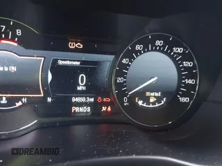 2019 Lincoln MKC Standard with VIN 5LMCJ1D91KUL27746, listed as a IAAI auction lot 41552362 with 94,659 mi miles. Bid and sale history available at carsss.com. Image 7.