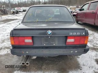 1989 BMW 3 Series z VIN WBAAE0302KED52374, wystawiony jako Copart lot #88331485 z przebiegiem Nie podano mil oraz Szkoda całkowita • Salvage title. Historia ofert i sprzedaży dostępna na DreamBid. Obrazek 6.