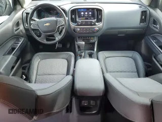 2021 Chevrolet Colorado 4WD Z71 z VIN 1GCGTDEN8M1245226, wystawiony jako Copart lot #56675715 z przebiegiem 33 127 mil mil oraz Szkoda całkowita • Salvage title. Historia ofert i sprzedaży dostępna na DreamBid. Obrazek 8.
