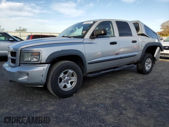 2008 Dodge Dakota with VIN 1D7HW78N78S598393, listed as a Copart auction lot 77828614 with 173,080 mi miles and Non repairable. Bid and sale history available at DreamBid. Image 1.