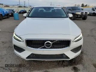 2021 Volvo S60 Momentum with VIN 7JRA22TK3MG096468, listed as a Copart auction lot 37730094 with 19,098 mi miles. Bid and sale history available at carsss.com. Image 5.