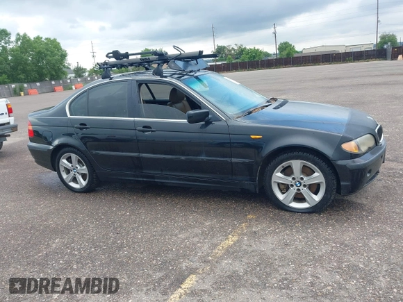 2005 BMW 3 Series 330xi с VIN WBAEW53425PN39800, выставлен на аукционе IAAI как лот 42478607 с пробегом 357 795 миль миль и . История ставок и продаж доступна на DreamBid. Изображение 13.