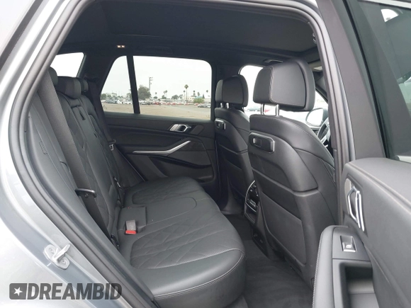 2024 BMW X5 xDrive40i with VIN 5UX23EU08R9U20717, listed as a IAAI auction lot 42392632 with 42,085 mi miles and . Bid and sale history available at DreamBid. Image 8.
