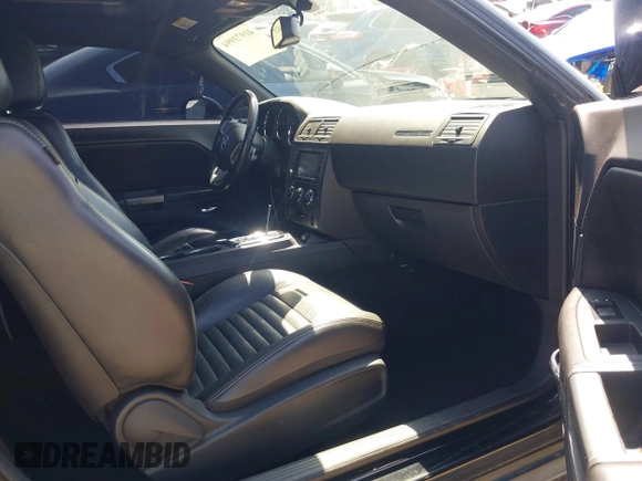 2014 Dodge Challenger R/T with VIN 2C3CDYBT8EH280622, listed as a IAAI auction lot 41973994 with 86,983 mi miles and . Bid and sale history available at DreamBid. Image 5.