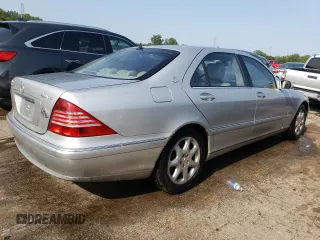 2005 Mercedes-Benz S-Class 5.0L with VIN WDBNG84J95A447218, listed as a Copart auction lot 64822944 with 73,900 mi miles and Salvage Title. Bid and sale history available at carsss.com. Image 3.