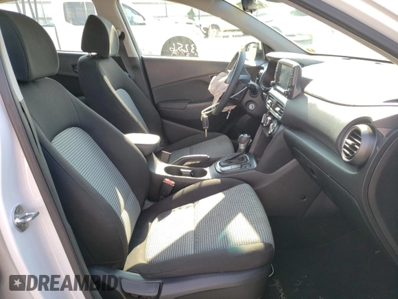 2019 Hyundai Kona SE with VIN KM8K1CAA3KU358148, listed as a Copart auction lot 57460732 with 63,256 mi miles. Bid and sale history available at carsss.com. Image 5.