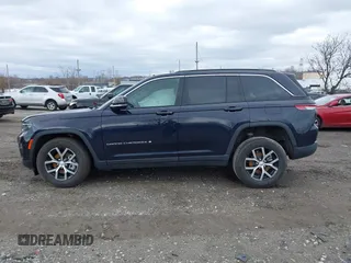 2024 Jeep Grand Cherokee Limited with VIN 1C4RJHBG2RC200659, listed as a IAAI auction lot 41806655 with 7,389 mi miles and . Bid and sale history available at DreamBid. Image 13.